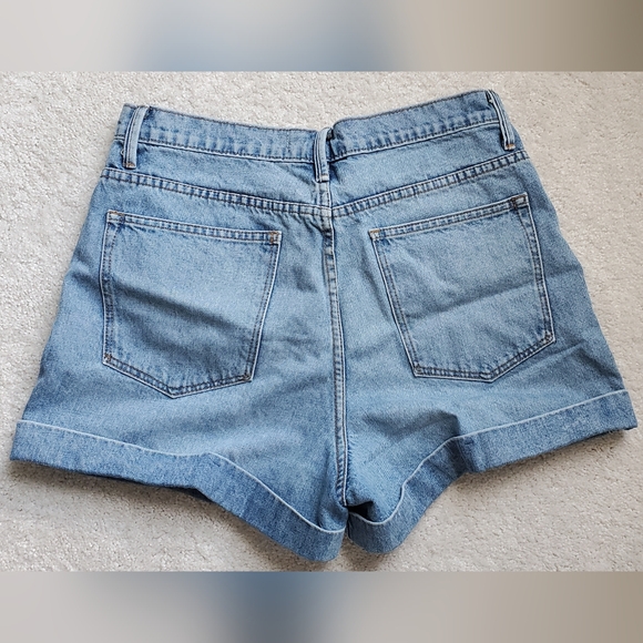 Gap 1969 Super High Rise Shorts - size 31 - Picture 2 of 3
